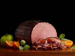 Boar's Head - Maple Glazed Honey Coat Ham / 8 - 9 oz. sliced
