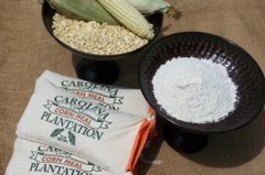 Carolina Plantation - Corn Meal / 32 oz.